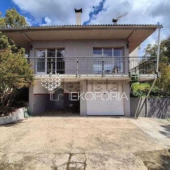 VILLA 20 MINUTEN VON VALENCIA MIT 6.000 m RUSTIKALEM GRUNDSTÜCK