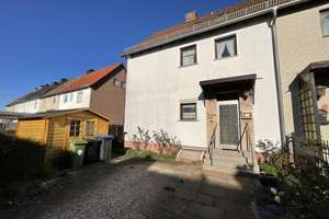 Reihenendhaus auf Erbpachtgrundstück in Innenstadtnähe – Die vollständige Adresse der Immobilie erhältst du vom Anbieter., 38446 Hellwinkel, Wolfsburg – Vorschaubild 2