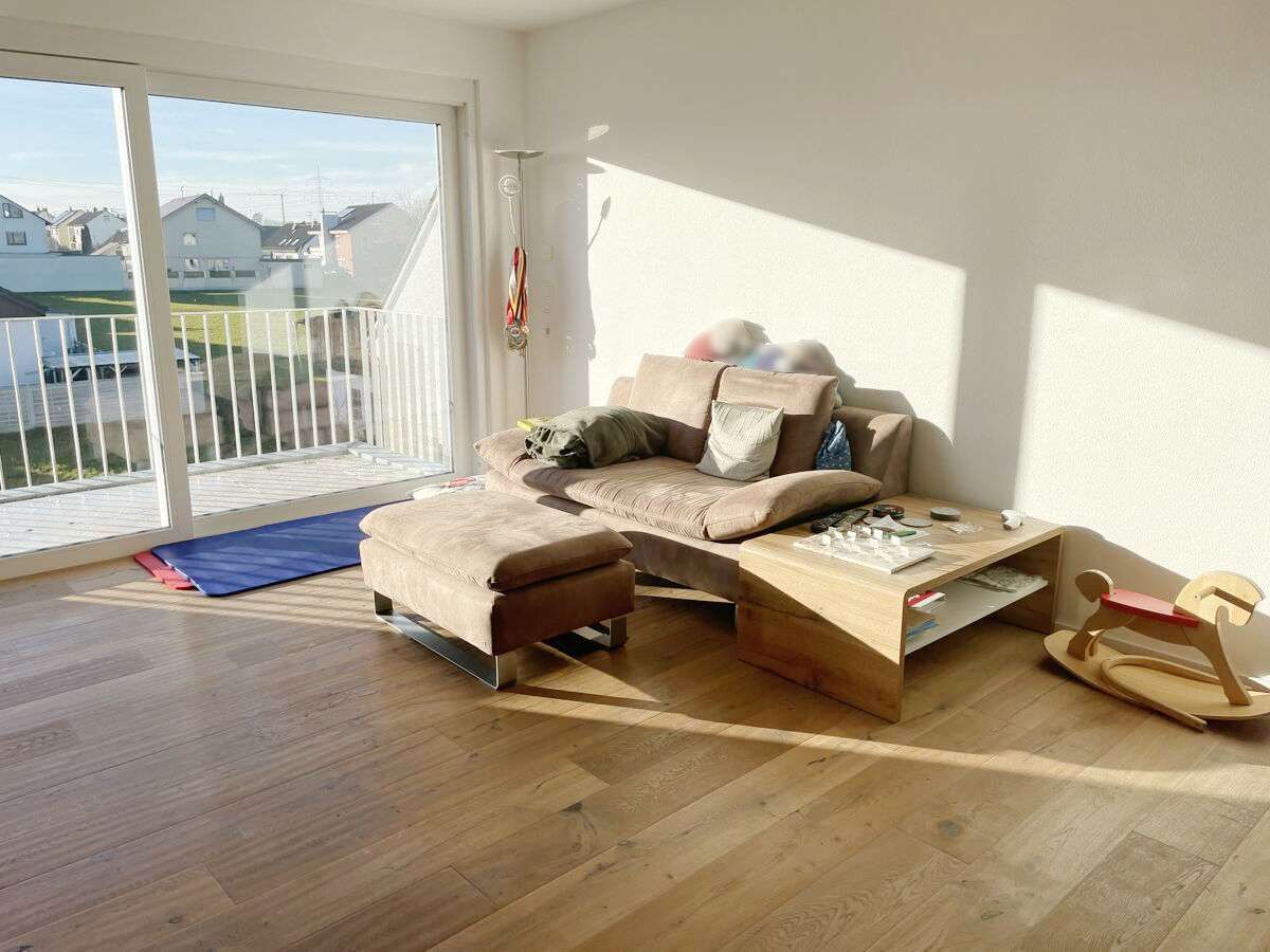 Immobilie in Hüttisheim - ++ KAPITALANLAGE ++
Moderne 4,5-Zimmer
Eigentumswohnung 
mit TG und Stellplatz 
in Hüttisheim - Bild 2