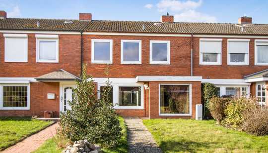Bild von Charmantes Reihenmittelhaus mit Garage und Potenzial - ideal für Handwerker und kreative Köpfe!