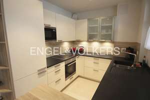 Moderne 3-Zimmer-Wohnung mit großzügigem überdachtem Balkon – Die vollständige Adresse der Immobilie erhältst du vom Anbieter., 70469 Feuerbach-Mitte, Stuttgart – Vorschaubild 2