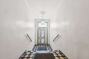 Außergewöhnliche Dachgeschosswohnung mit offener Galerie, hohen Decken und Fischgrätparkett – 81541 Obergiesing, München – Vorschaubild 4