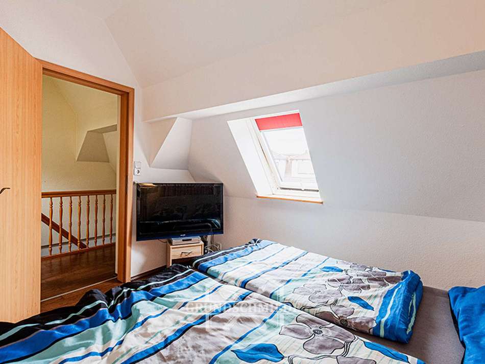 Schlafzimmer DG