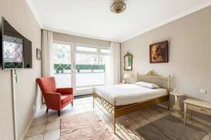Anwesen auf 1.380 m² Grundstück in begehrter Westend-Lage mit Pool, Sauna und Sanierungspotenzial – Die vollständige Adresse der Immobilie erhältst du vom Anbieter., 14055 Westend, Berlin – Vorschaubild 14