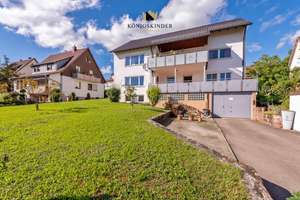 Vater,Mutter,Kind - gern auch mit Oma und Opa
Grosses Haus mit modernisiertem Dach und Ausbaureserv – Die vollständige Adresse der Immobilie erhältst du vom Anbieter., 73630 Remshalden – Vorschaubild 5