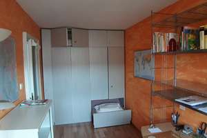 3 Zi Wohnung zu vermieten, möbiliert, Südseite mit Balkon