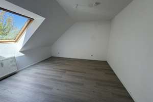 NUR MIT WBS für 2 Personen - schöne 2-Zimmer Wohnung – Börsenstraße 118 b, 42657 Burg/Höhscheid, Solingen – Vorschaubild 3
