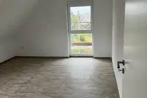 Stilvolle 3-Zimmer-Wohnung mit Balkon in Reutlingen-Mittelstadt – Reutlingen (Kreis) – Vorschaubild 7