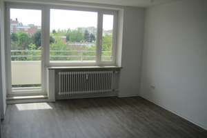 Ihre neue Wohnung! Renovierte 3-Zimmer-Wohnung mir Balkon! – Rheinbergerstr. 23, 85057 Nordwest, Ingolstadt – Vorschaubild 5