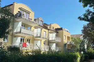 Property thumbnail 1