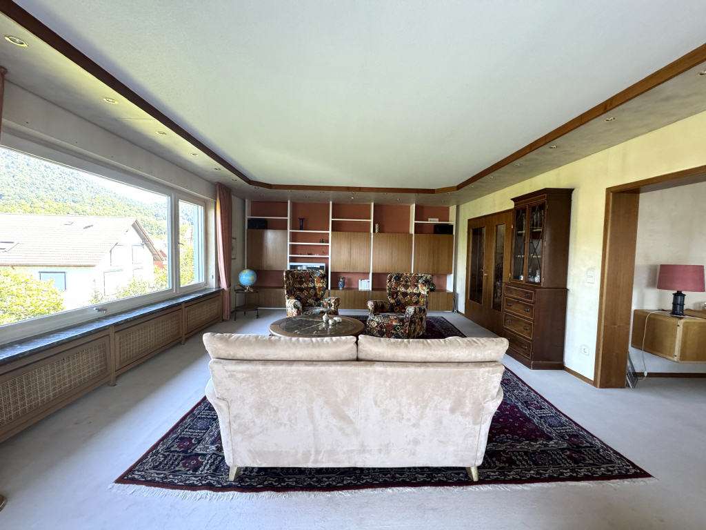 Immobilie in Loffenau - Repräsentatives, großzügiges Einfamilienhaus mit Einliegerwohnung in Bestwohnlage mit großem,  - Bild 5