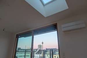 Exklusive sanierte 3-Zimmer Maisonette-Dachgeschosswohnung in der Düsseldorfer Innenstadt – Kasernenstraße 17-19, 40213 Carlstadt, Düsseldorf – Vorschaubild 2