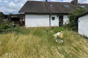 Einfamilienhaus in zentraler Lage mit 2 Garagen – Die vollständige Adresse der Immobilie erhältst du vom Anbieter., 66125 Dudweiler (Ortsteil), Saarbrücken – Vorschaubild 19