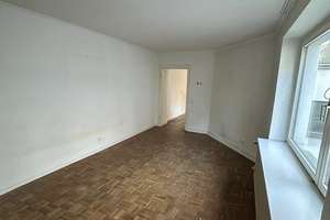Attraktive Innenstadtlage in Düsseldorf - 3,5 Zimmer Wohnung – Die vollständige Adresse der Immobilie erhältst du vom Anbieter., 40219 Unterbilk, Düsseldorf – Vorschaubild 2