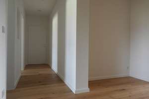 Sehr schöne helle 3-Zi.-Wohnung 75qm EBK Balkon U1 Wettersteinplatz Erstbezug nach Renovierung TOP – Die vollständige Adresse der Immobilie erhältst du vom Anbieter., 81547 Giesing, München – Vorschaubild 7