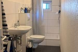 Untermiete 01.08-30.11 2-Zimmer-Wohnung mit Balkon in Hamburg-Dulsberg – Die vollständige Adresse der Immobilie erhältst du vom Anbieter., 22049 Dulsberg, Hamburg – Vorschaubild 4