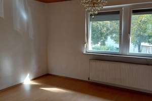 3-Zi.-Wohnung im 1. OG eines 3-Familienhauses – aus dem Dornröschenschlaf zum neuen Zuhause – Hohenstaufenstraße 56, 74074 Heilbronn, Heilbronn – Vorschaubild 2