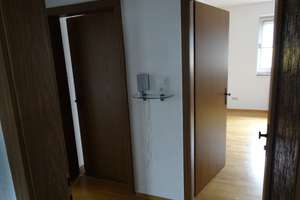 Freistehendes Zweifamilienhaus mit ELW in Top-Lage in Gersfeld zu verkaufen – Am Komberg 62, 36129 Gersfeld (Rhön) – Vorschaubild 9