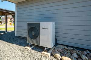Optisch und energetisch eindrucksvoll: modernes Einfamilienhaus mitten in der Ferienregion. – Die vollständige Adresse der Immobilie erhältst du vom Anbieter., 25878 Drage – Vorschaubild 9