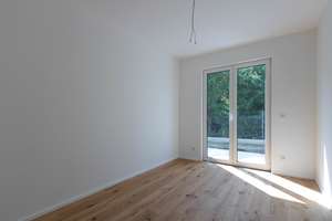 Familien aufgepasst: neue 4-Zimmer-Wohnung mit Garten sofort bezugsfrei – Auenstraße 59 b, 85051 Münchener Straße, Ingolstadt – Vorschaubild 3