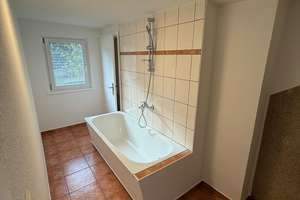 Helle Doppelhaushälfte mit kleinem Garten – Die vollständige Adresse der Immobilie erhältst du vom Anbieter., 74575 Schrozberg – Vorschaubild 4