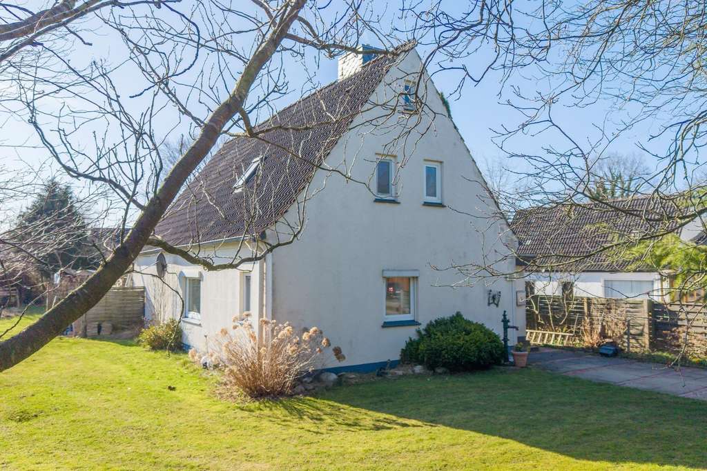 Immobilie in Windeby - Großes Siedlerhaus im ruhigen Friedland  - Bild 2