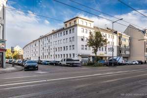 PURE - Über den Dächern von Nippes – 3 Zimmer Dachgeschosswohnung