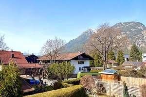 Garmisch-Partenkirchen: Bezauberndes Reihenendhaus mit nettem Garten und viel Potential – Die vollständige Adresse der Immobilie erhältst du vom Anbieter., 82467 Garmisch-Partenkirchen – Vorschaubild 8