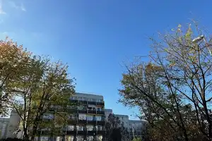 NEU Renoviert & möbliert! Balkon Einbauküche Tiefgarage- ruhig sonnig Fernblick – Richard-Schirrmann-Straße 12, 55122 Mainz – Vorschaubild 1