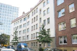 **Unterbilk-Rheinnähe-lichtdurchflutetes DG mit 2 Balkonen und optional mit EBK**