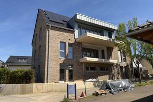 Komfortabler Neubau-Erstbezug mit großem Südbalkon in ruhiger Lage von Leverkusen-Quettingen – Jacob-Fröhlen-Straße 41, 51381 Quettingen, Leverkusen – Vorschaubild 3