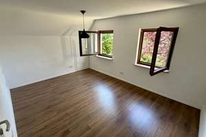 Provisionsfrei: Modernisiertes Familienhaus mit Garten in Nürtingen-Neckarhausen – Die vollständige Adresse der Immobilie erhältst du vom Anbieter., 72622 Nürtingen – Vorschaubild 21