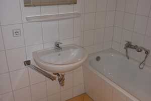 Hoch hinaus mit einer süßen DG-Wohnung mit Laminat! – Frankenberger Str. 195, 9131 Chemnitz – Vorschaubild 5