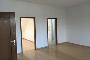 Helle Dachgeschosswohnung mit grosser Dachterrasse – Seidenstr . 64, 47799 Cracau, Krefeld – Vorschaubild 3