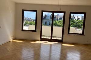 sonnige Altbauwohnung in Wiesbaden Mitte mit 2 Balkonen – Adolfsallee 31, 65185 Mitte, Wiesbaden – Vorschaubild 4