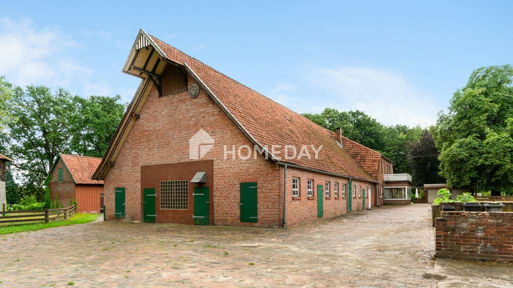 Immobilie in Steyerberg - Historisches Bauernhaus mit Weitblick – Großzügiges Anwesen mit 20.000 m² Grundstück in Alleinlage - Bild 3