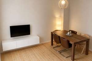 Stilvolle 3-Zimmer-Eigentumswohnung mit 112 m² Garten – Die vollständige Adresse der Immobilie erhältst du vom Anbieter., 13583 Falkenhagener Feld, Berlin – Vorschaubild 2