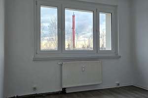 Sanierte 3-Raumwohnung mit Ausblick ins Grüne – Unnaer Straße 65, 4720 Döbeln – Vorschaubild 3