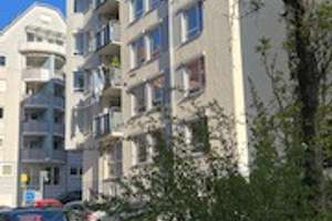 Attraktive, helle Wohnung mit zwei Balkonen im Herzen von Stuttgart – Die vollständige Adresse der Immobilie erhältst du vom Anbieter., 70178 Karlshöhe, Stuttgart – Vorschaubild 1