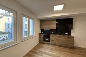 Freistehende 3,5 Zi.-Wohnung in zentraler Lage von Ulm – Die vollständige Adresse der Immobilie erhältst du vom Anbieter., 89073 Mitte, Ulm – Vorschaubild 3