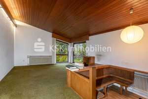 Zweifamilienhaus mit großem Grundstück, Wintergarten und Kamin-Sitzecke. – Rhein-Erft-Kreis – Vorschaubild 2