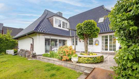 Bild von Exklusive Villa mit parkähnlichem Garten in Niendorf