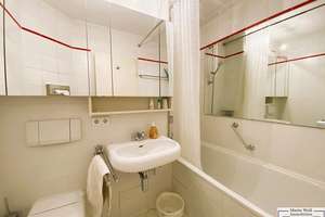 Zwischen Englischem Garten und der Isar gelegen: 4-Zimmer-Maisonette-Wohnung mit Süd-Balkon und DT – Die vollständige Adresse der Immobilie erhältst du vom Anbieter., 80538 Englischer Garten, München – Vorschaubild 12