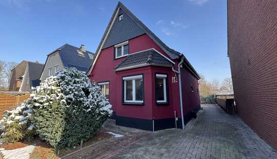 Bild von Stilvolles Einfamilienhaus mit Pool und Einliegerwohnung in Delmenhorst zu verkaufen