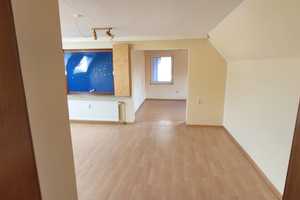Großzügiges Wohnhaus mit separat vermietbarer Wohnung. Interessantes Investitionsobjekt. – Am Gehäge 13, 29328 Celle (Kreis) – Vorschaubild 27