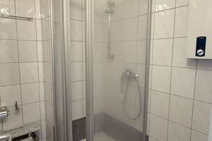 Lichtdurchflutete 4-Zimmer-Wohnung mit großer Dachterrasse in begehrter Lage direkt am D-Marktplatz! – 40213 Altstadt, Düsseldorf – Vorschaubild 18