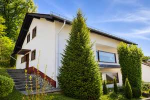 Großzügiges Einfamilienhaus mit Einliegerwohnung in herrlicher Ortsrandlage und hervorragendem Rhein – Die vollständige Adresse der Immobilie erhältst du vom Anbieter., 56204 Hillscheid – Vorschaubild 4