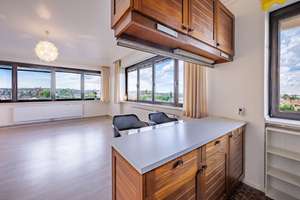 Modernes Apartment mit Weitblick im Mundsburg Tower – Die vollständige Adresse der Immobilie erhältst du vom Anbieter., 22083 Barmbek-Süd, Hamburg – Vorschaubild 7