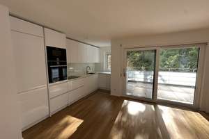Helle Neubau-Wohnung in Stuttgart West mit Wallbox – Rückertstr 17, 70197 Kräherwald, Stuttgart – Vorschaubild 1