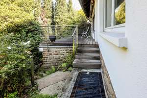 158 m² freist. Traumhaus + 763 m² Gartenparadies + 56 m² Büro + Garage in Top-Lage von Bergerhausen – Die vollständige Adresse der Immobilie erhältst du vom Anbieter., 45136 Bergerhausen, Essen – Vorschaubild 16